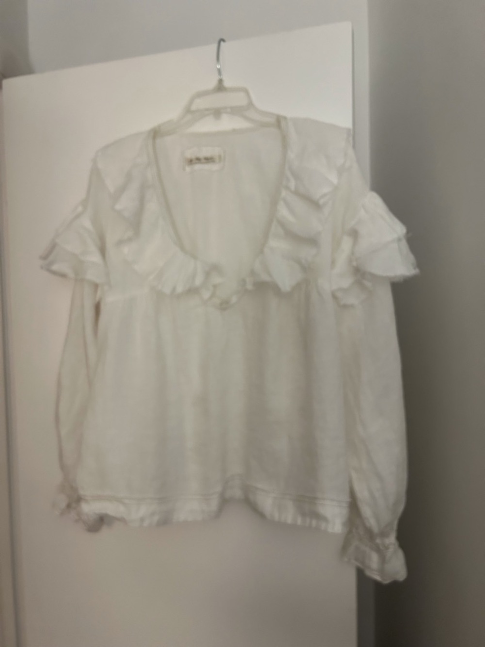 Free People Ruffle Linen Blouse in Ivory. - Picture 4 of 11